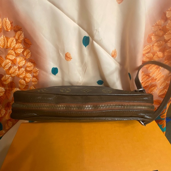 Louis Vuitton Pochette Sport Brown - Picture 4 of 10